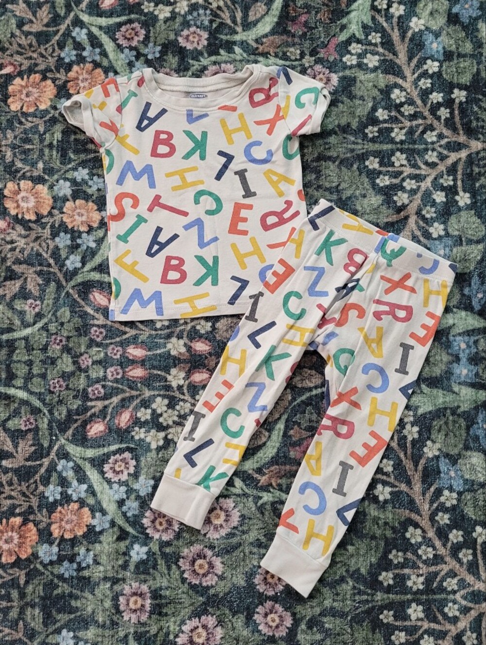 Old Navy Cream Kids Pajama Top with Multicolor Alphabet Print